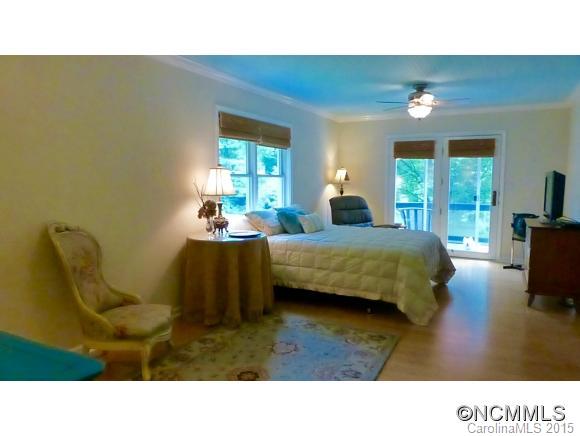 Flat Rock Lakes - Residential