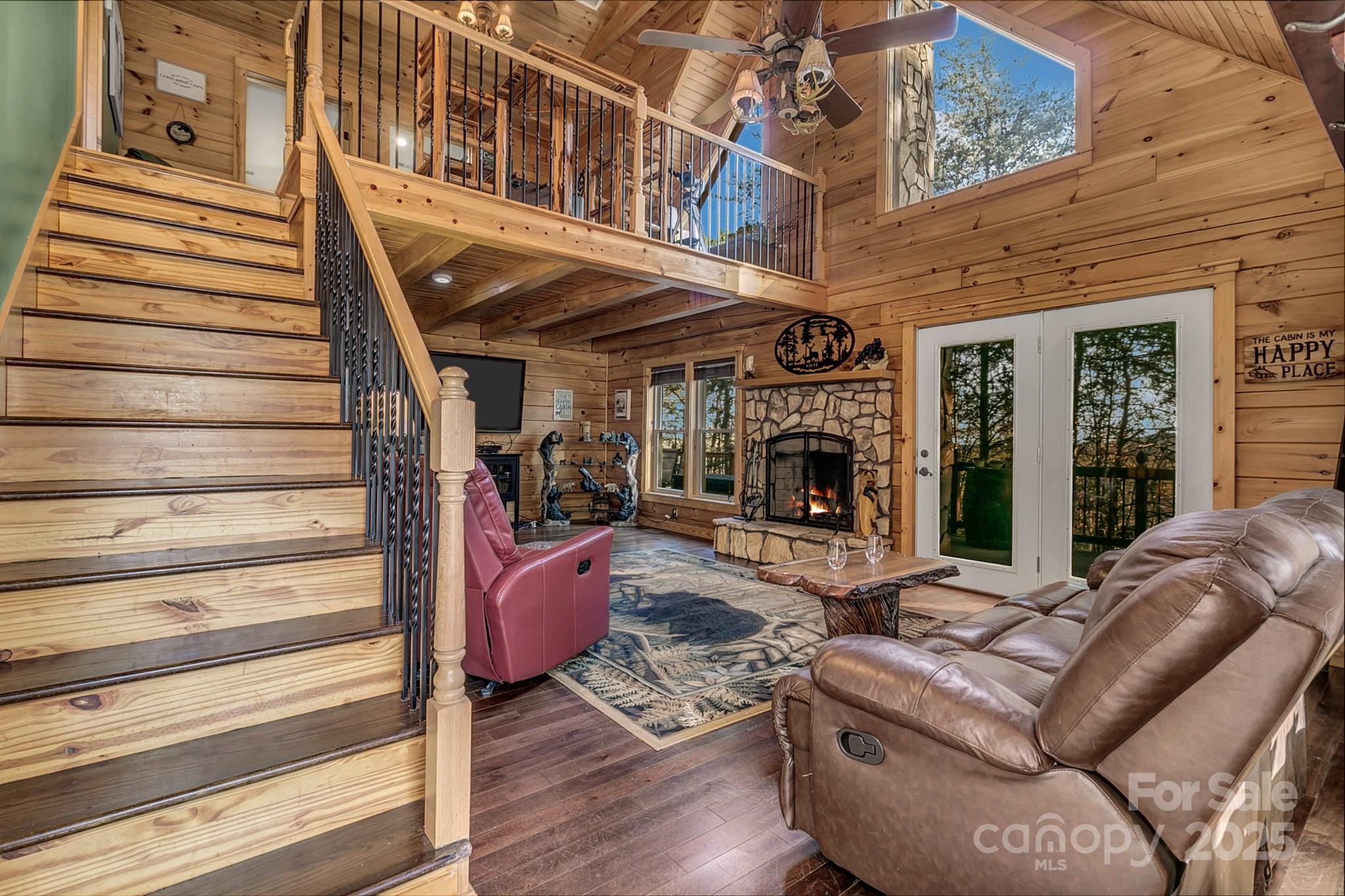 120 Sweetbriar Road N