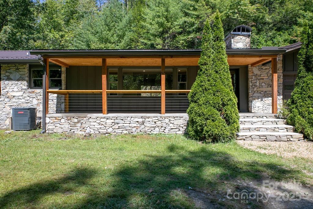 7321 Greenville Highway