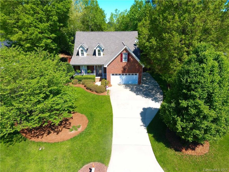 The attention to detail will amaze you! An in ground pool, privacy fence, screened porch, & patio w/ brick fencing are just a few things you will find in this dream outdoor space. The open concept will make entertaining family and friends are breeze. The kitchen flows into the living room and the formal dining room. The master is on the main level & the remaining bedrooms are on the upper level. The 4th bd could easily be used as a bonus/rec room. Come see this perfectly located home today!