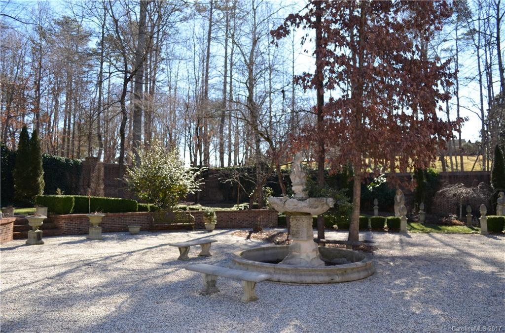 The Knolls - Residential