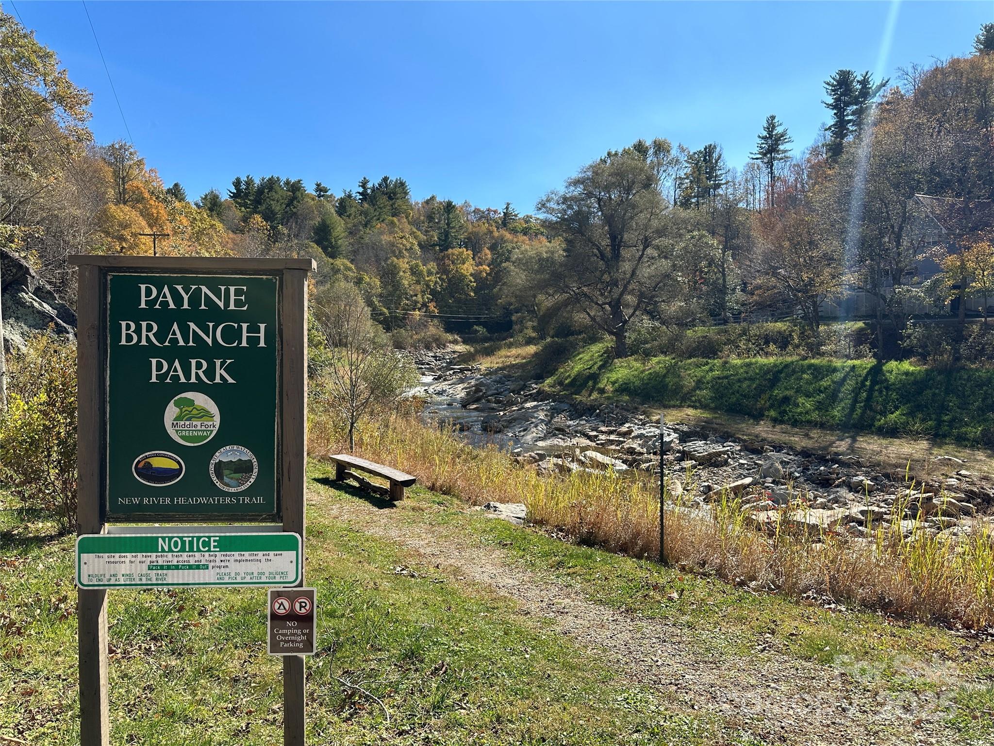 Blowing Rock, North Carolina 28605, United States, 4 Bedrooms Bedrooms, ,6 BathroomsBathrooms,Residential,Active,15222