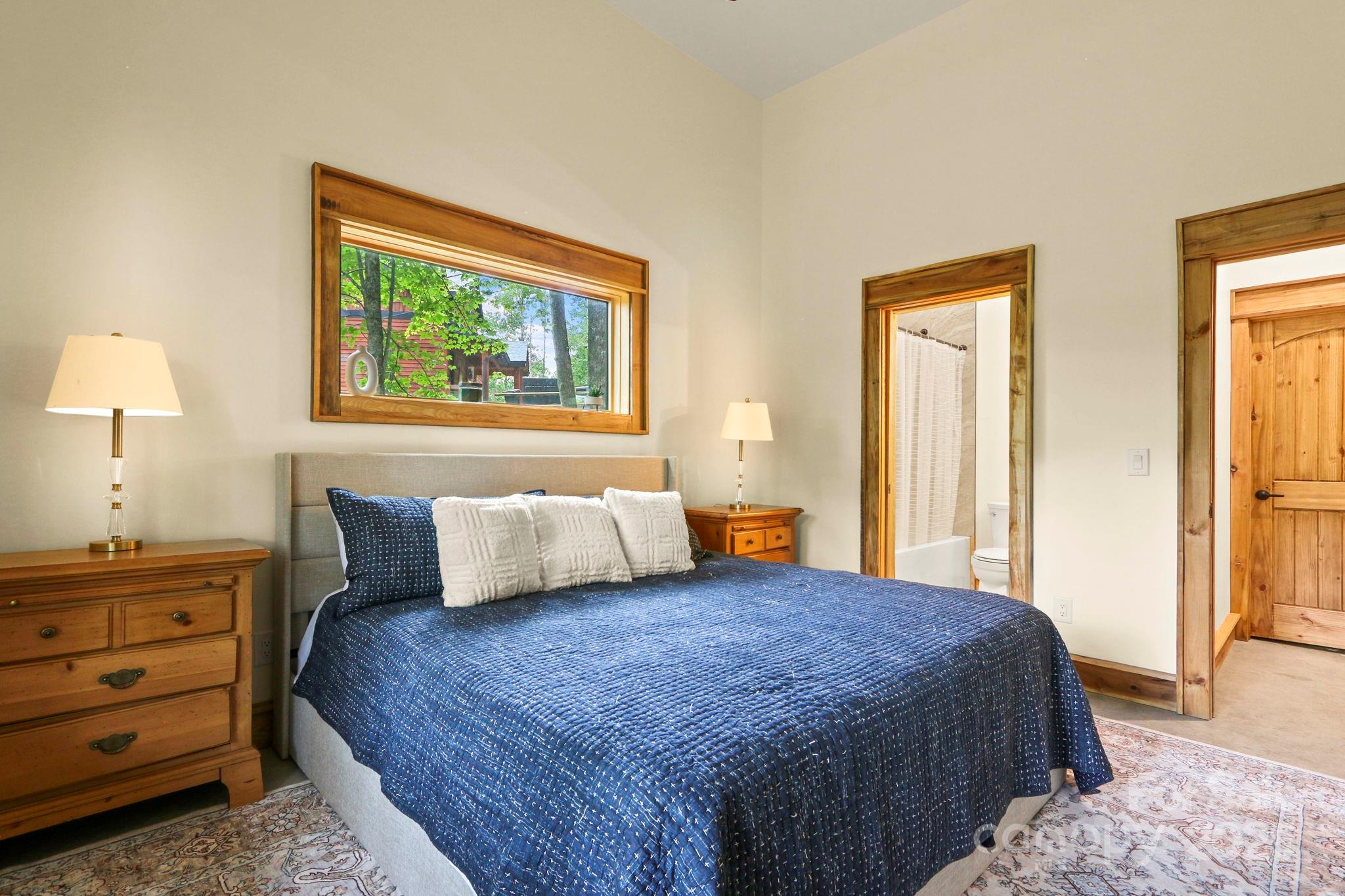 Blowing Rock, North Carolina 28605, United States, 4 Bedrooms Bedrooms, ,6 BathroomsBathrooms,Residential,Active,15222