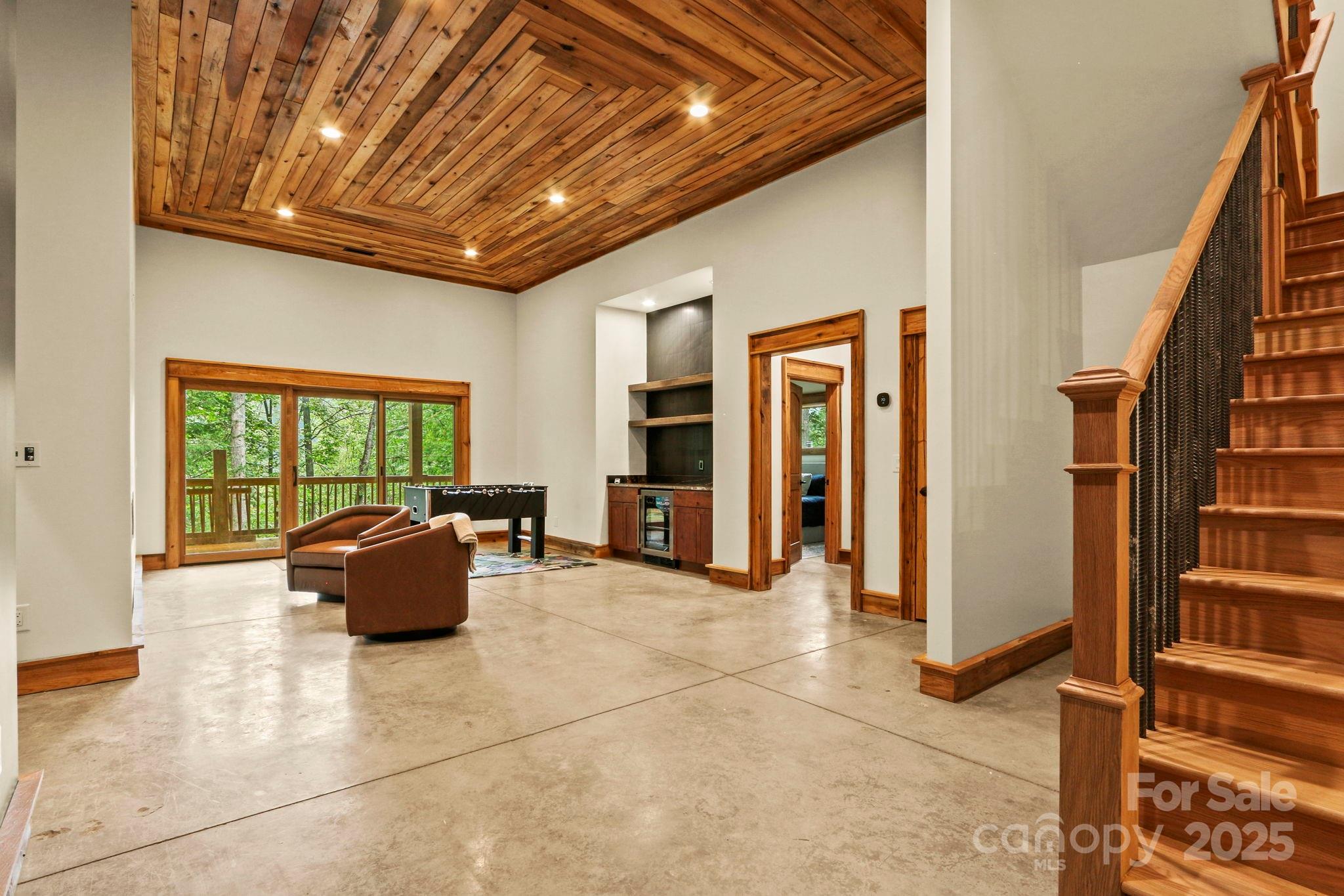 Blowing Rock, North Carolina 28605, United States, 4 Bedrooms Bedrooms, ,6 BathroomsBathrooms,Residential,Active,15222