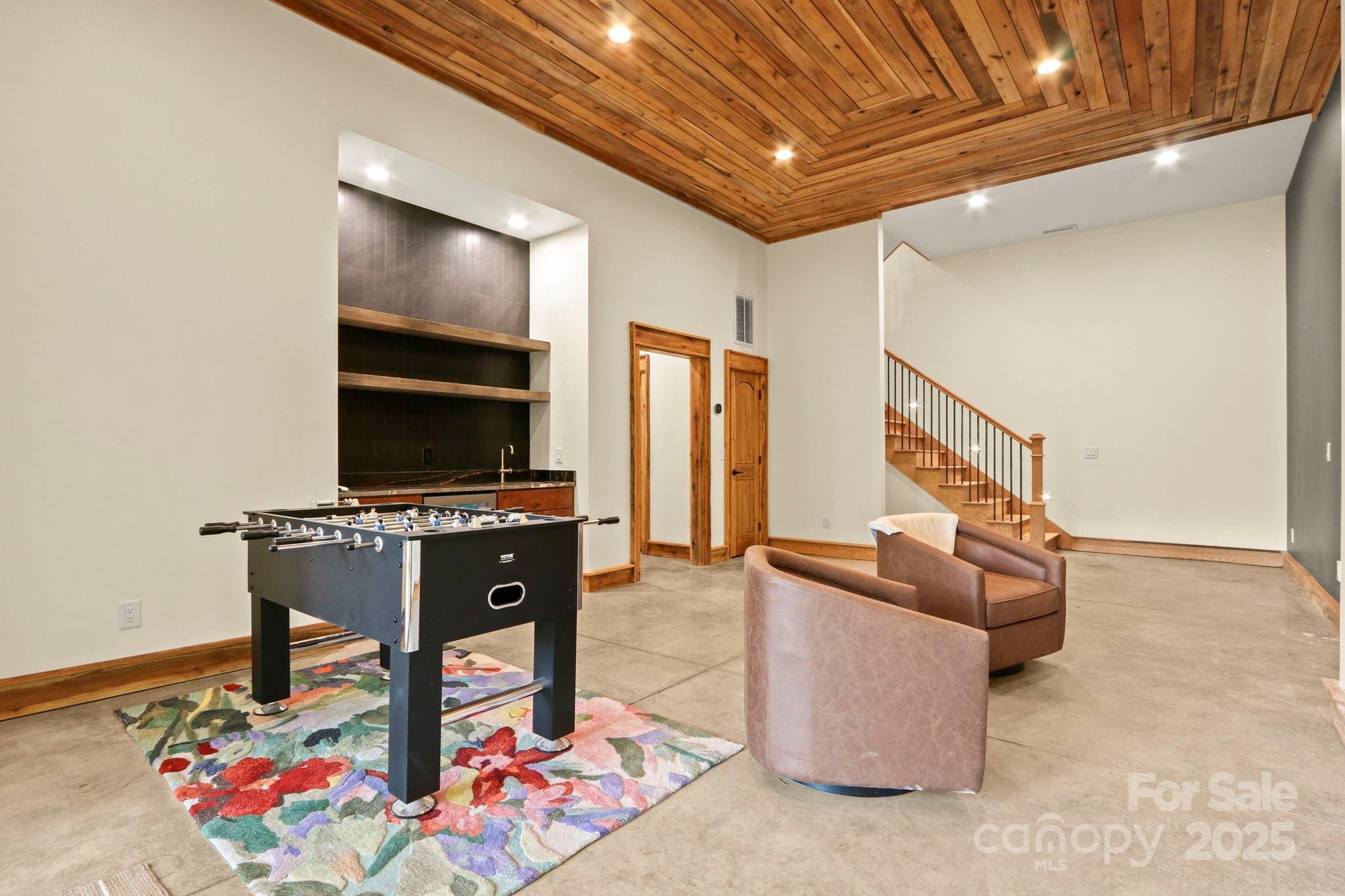 Blowing Rock, North Carolina 28605, United States, 4 Bedrooms Bedrooms, ,6 BathroomsBathrooms,Residential,Active,15222