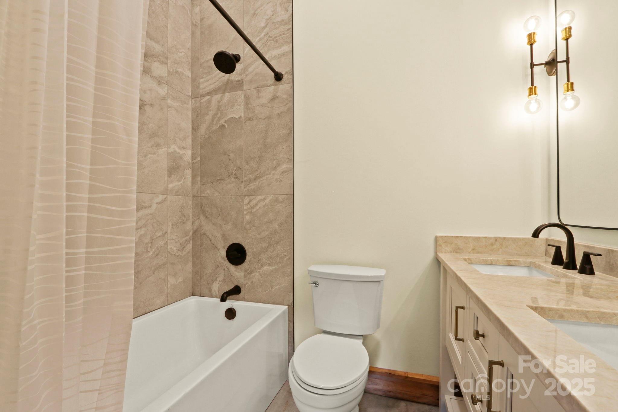 Blowing Rock, North Carolina 28605, United States, 4 Bedrooms Bedrooms, ,6 BathroomsBathrooms,Residential,Active,15222