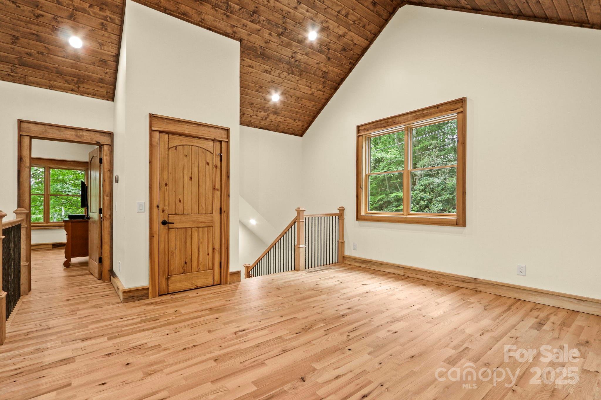 Blowing Rock, North Carolina 28605, United States, 4 Bedrooms Bedrooms, ,6 BathroomsBathrooms,Residential,Active,15222