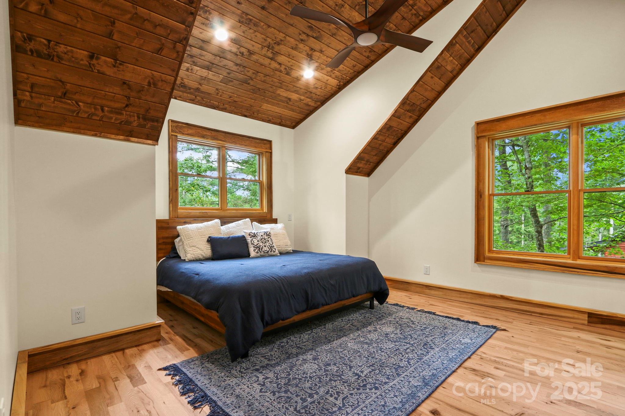 Blowing Rock, North Carolina 28605, United States, 4 Bedrooms Bedrooms, ,6 BathroomsBathrooms,Residential,Active,15222