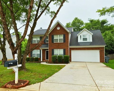 Photo of 4710 Lenox Hill Place, Charlotte, NC 28269 (MLS # 4384984)