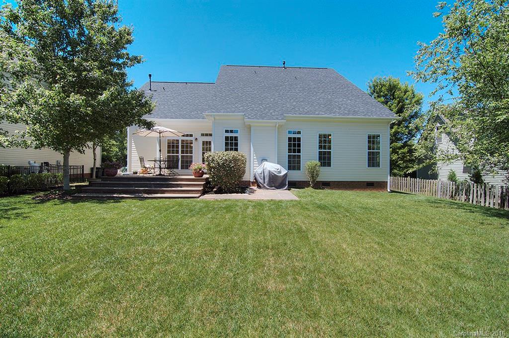 Lake Shore - Residential