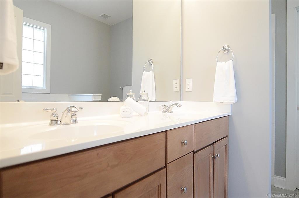 Lake Shore - Residential