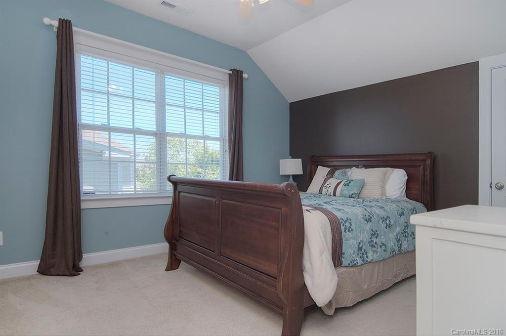 Lake Shore - Residential