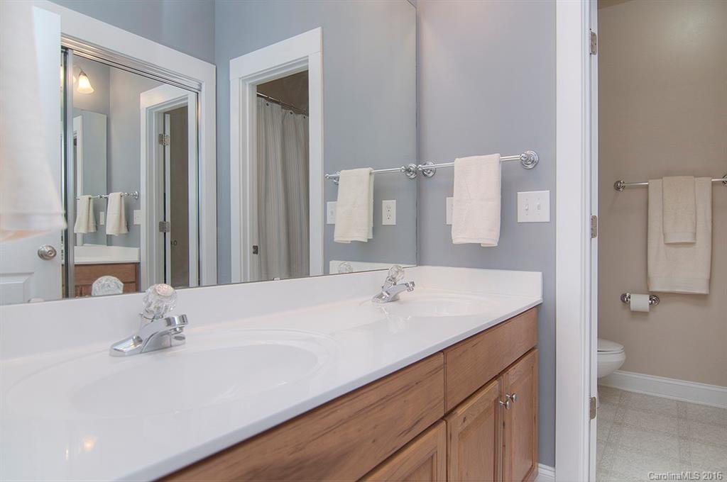 Lake Shore - Residential