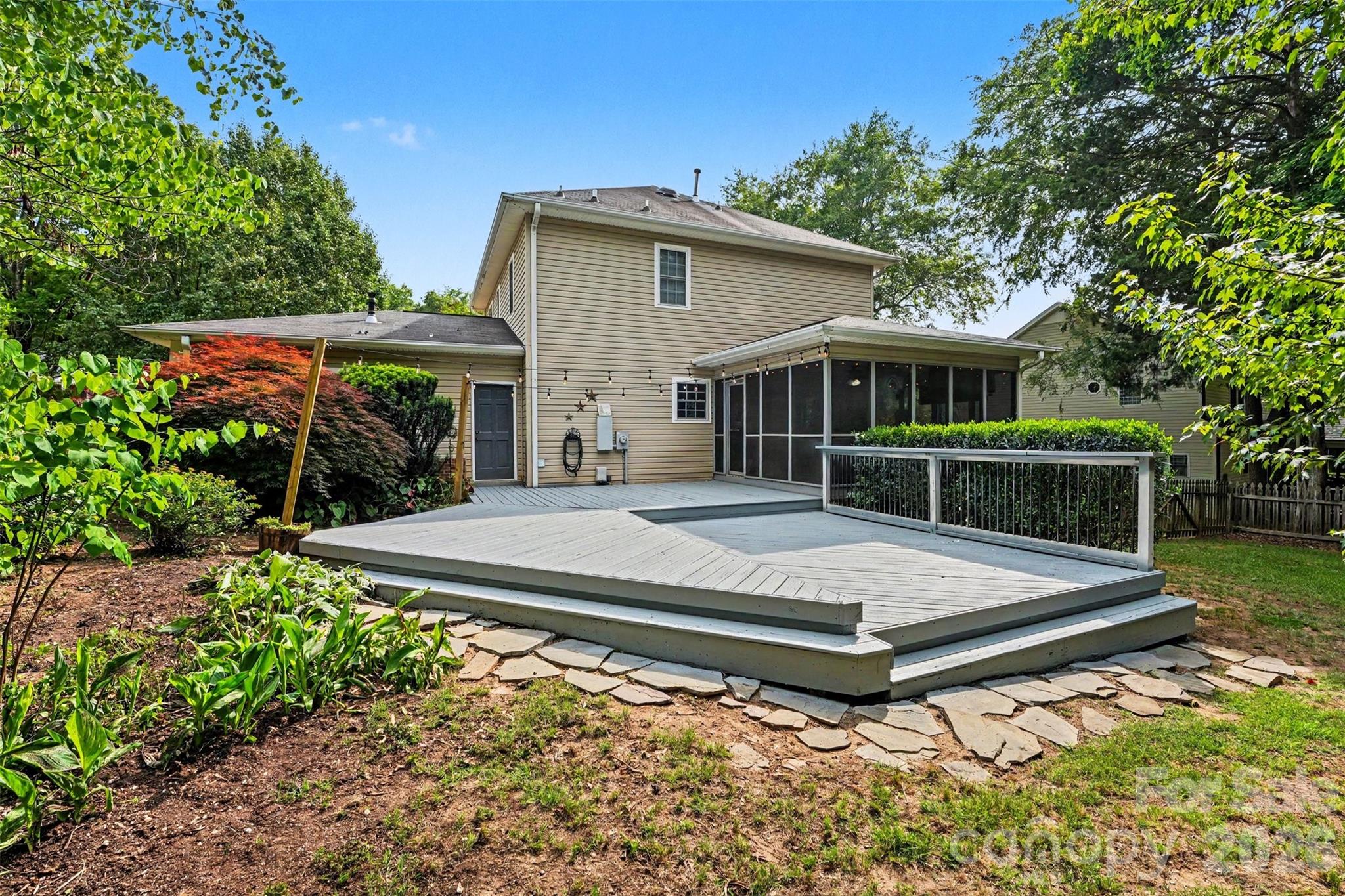 Quiet Creek - Residential