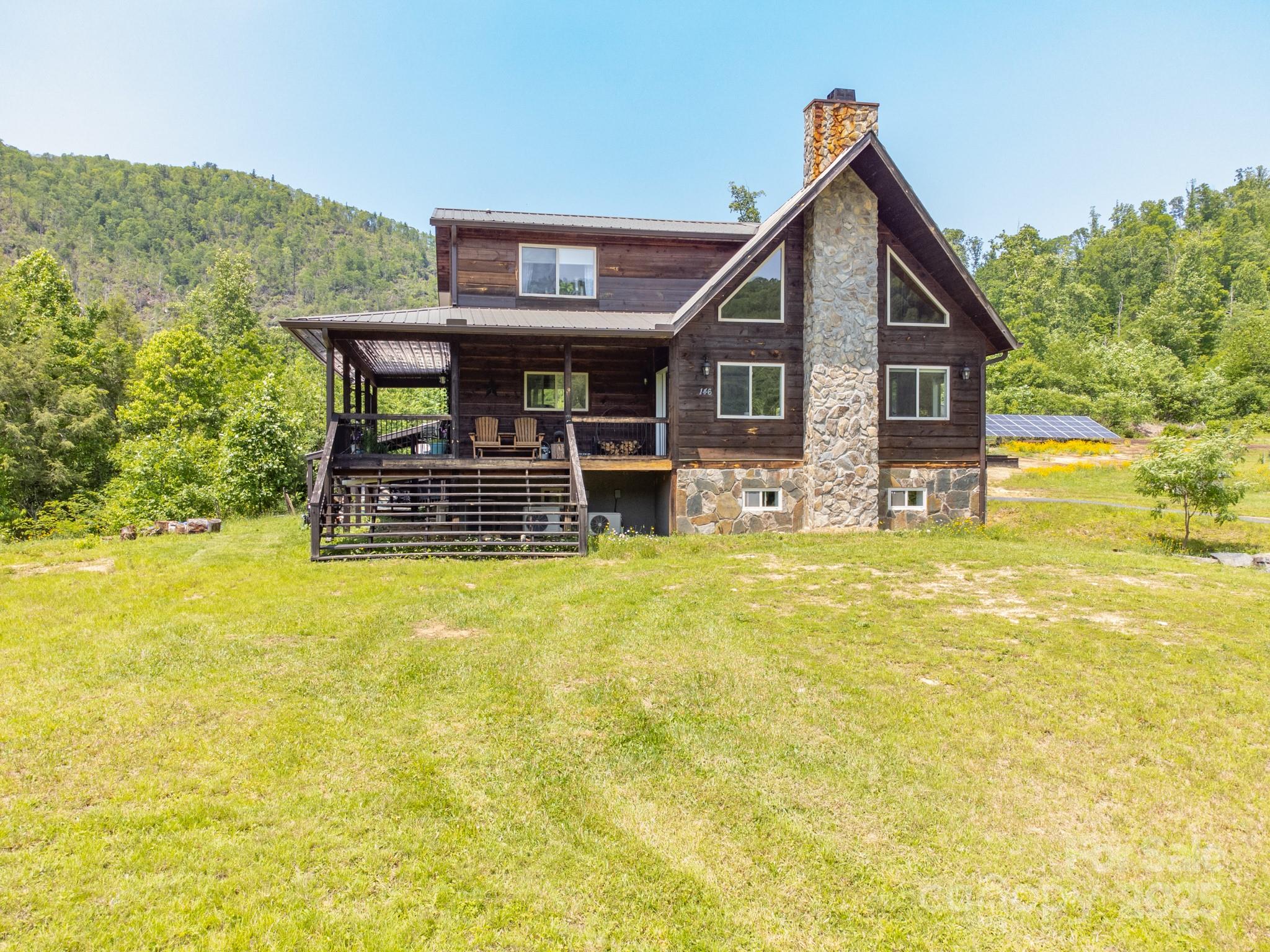 146 W Green Briar Lane