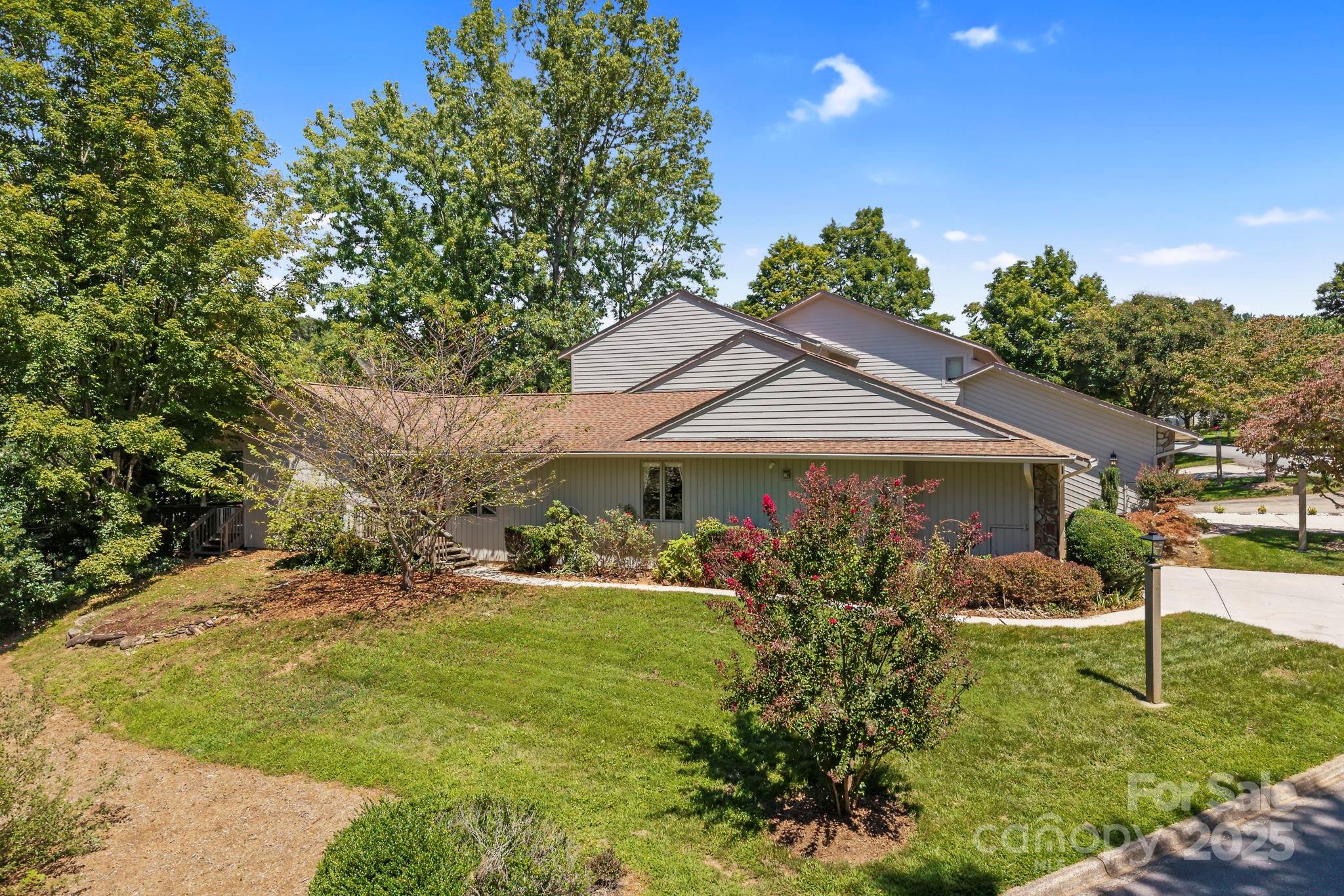101 Deerlake Drive