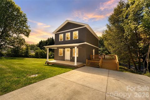 Photo of 1135 Apple Lane, Granite Falls, NC 28630 (MLS # 4382438)