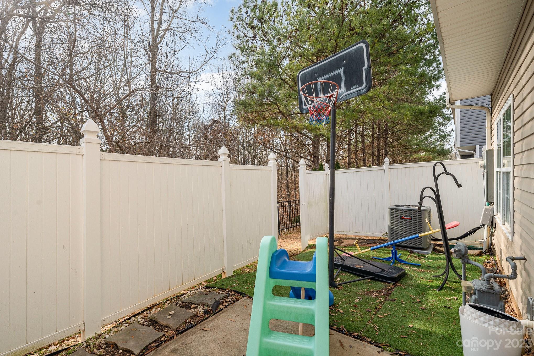 Carolina Crossing - Residential