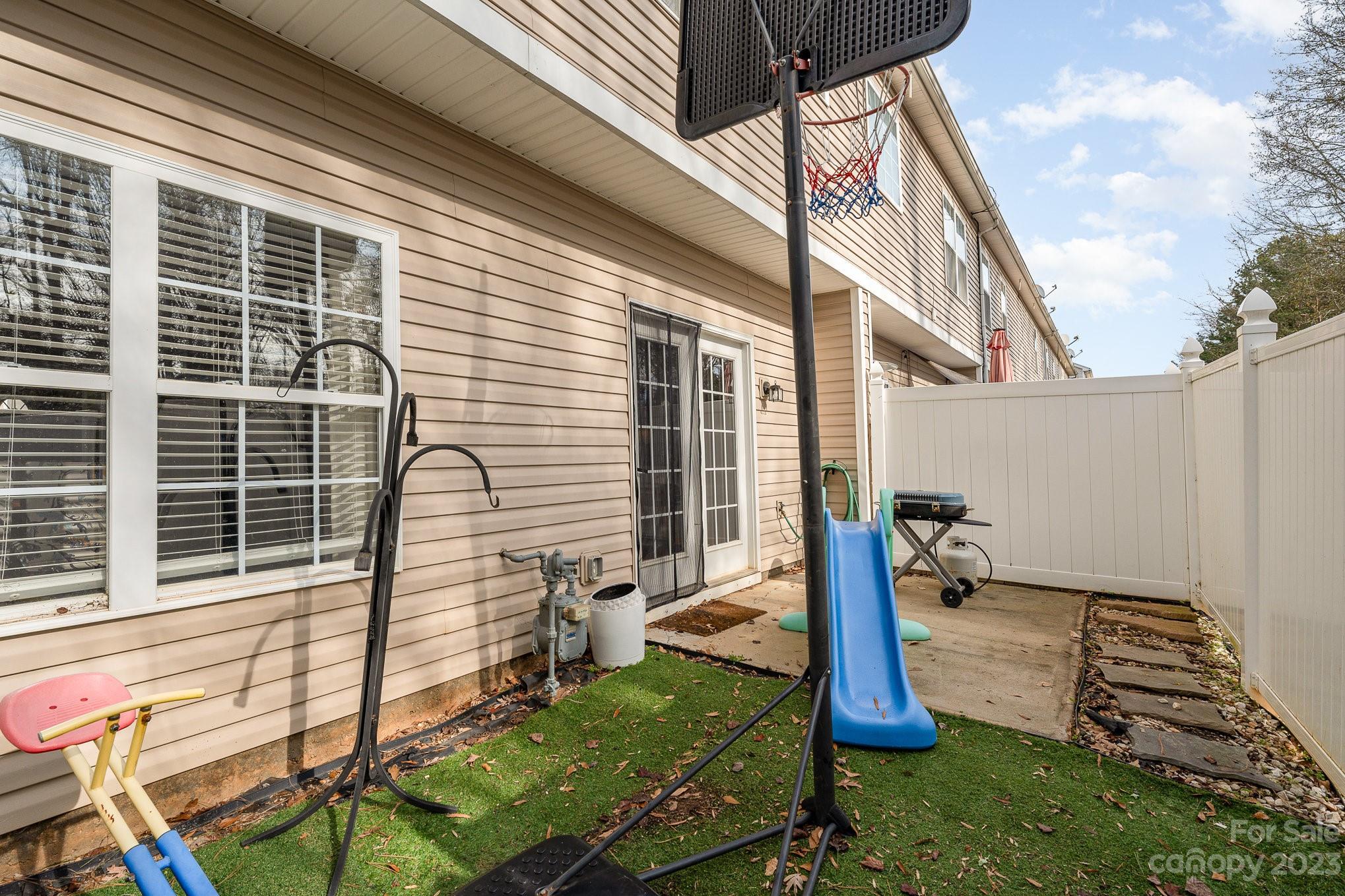 Carolina Crossing - Residential