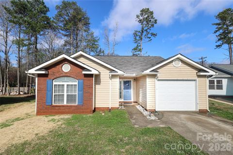 7200 Petal Court Charlotte NC 28227