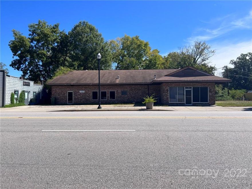 Property was formerly used for a laundry business, is an ideal investor/ operator opportunity. Property is roughly 4 1/2 acres and located on main road in the heart of Camden, South Carolina providing excellent exposure and visibility. Uses public sewer and water, owner never used chlorinated products (used all petroleum).  Most of the equipment is in non-working condition and property is to be sold "as-is" or in present condition.