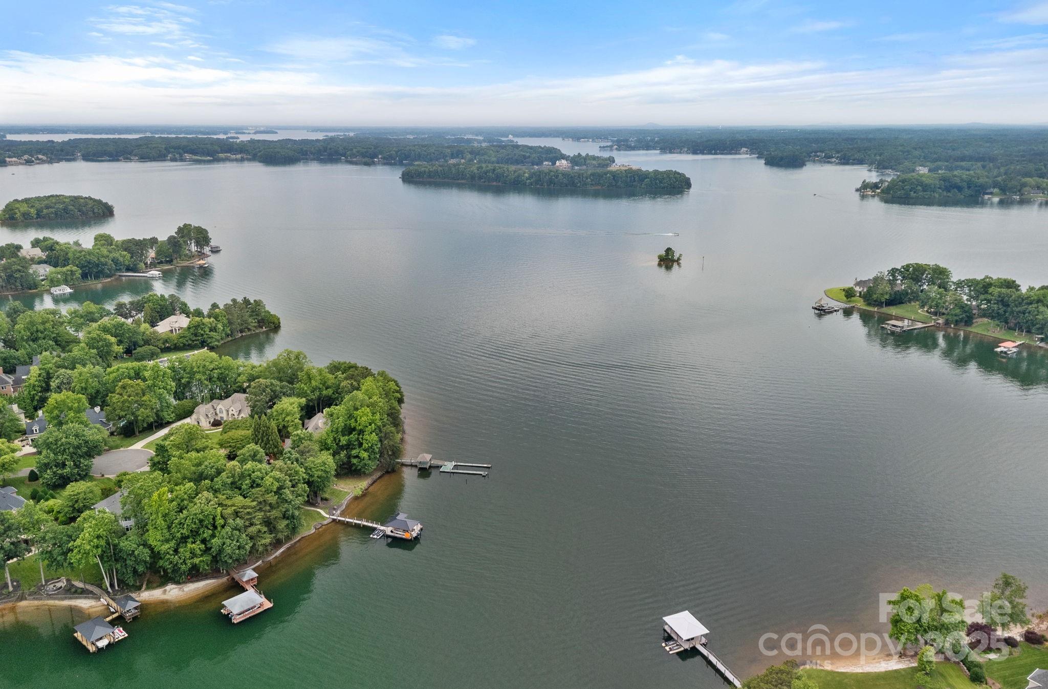 The Harbour At The Pointe - Residential