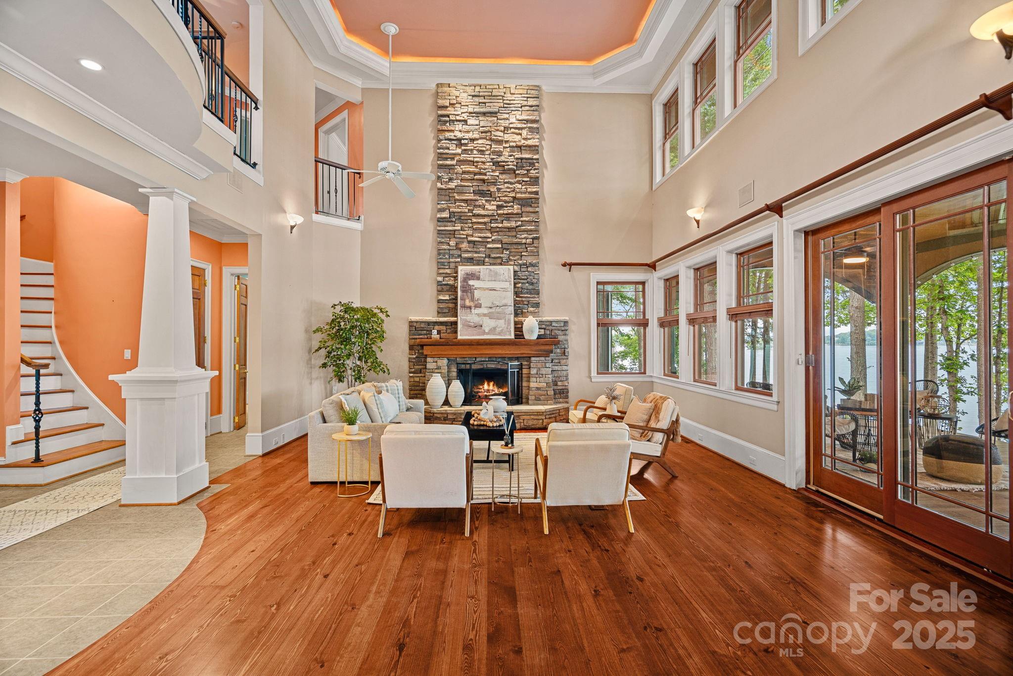 The Harbour At The Pointe - Residential