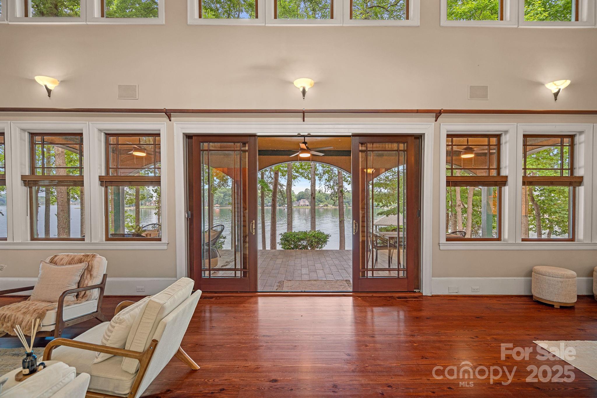 145 Hunters Pointe Lane