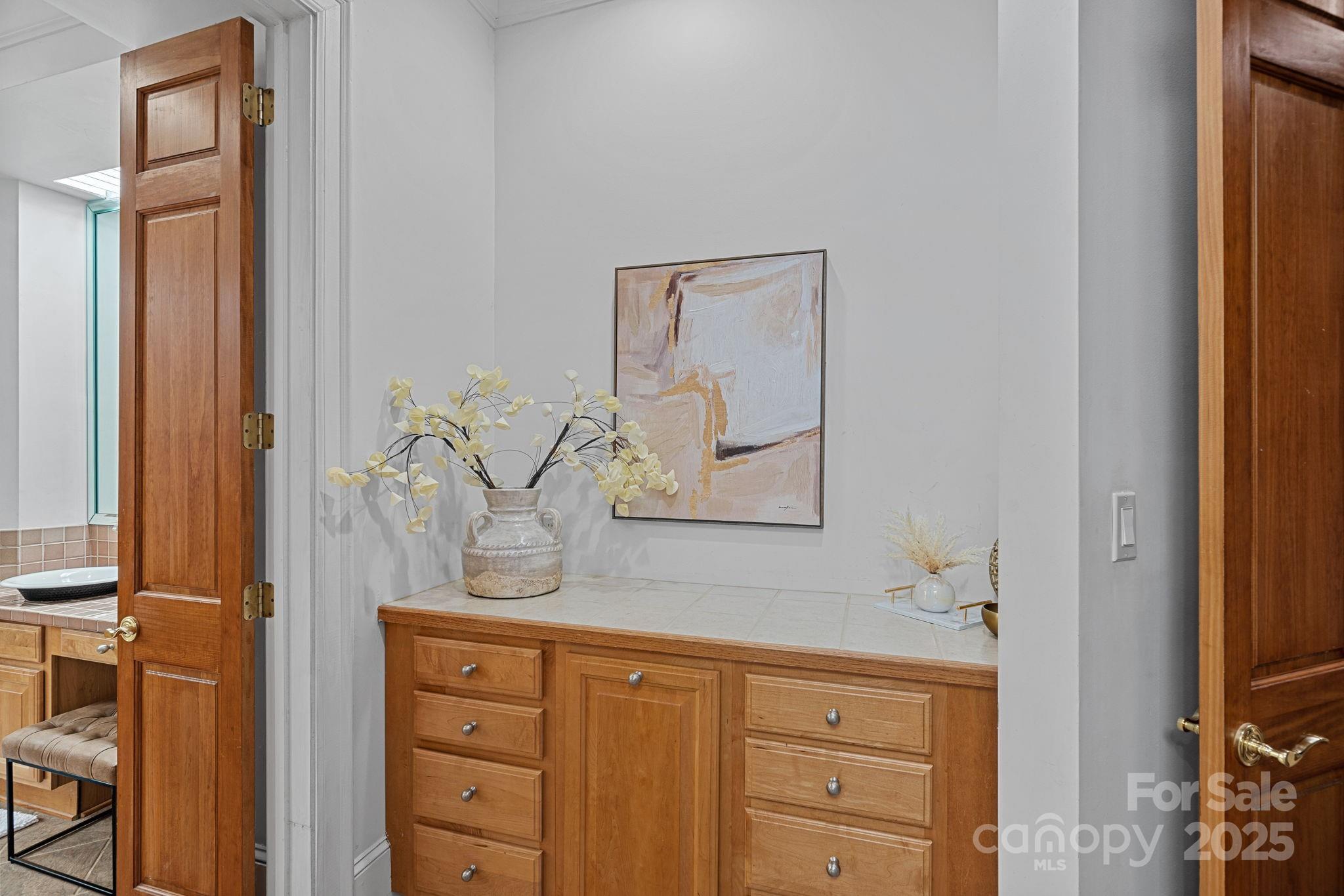 The Harbour At The Pointe - Residential