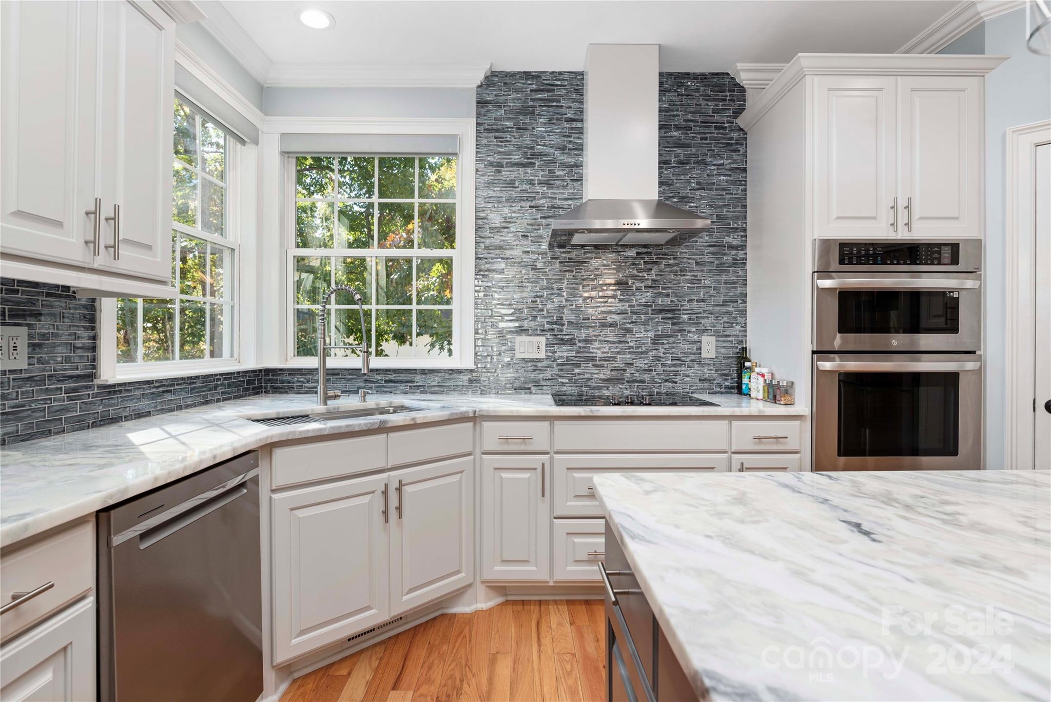 Lakepointe South - Residential