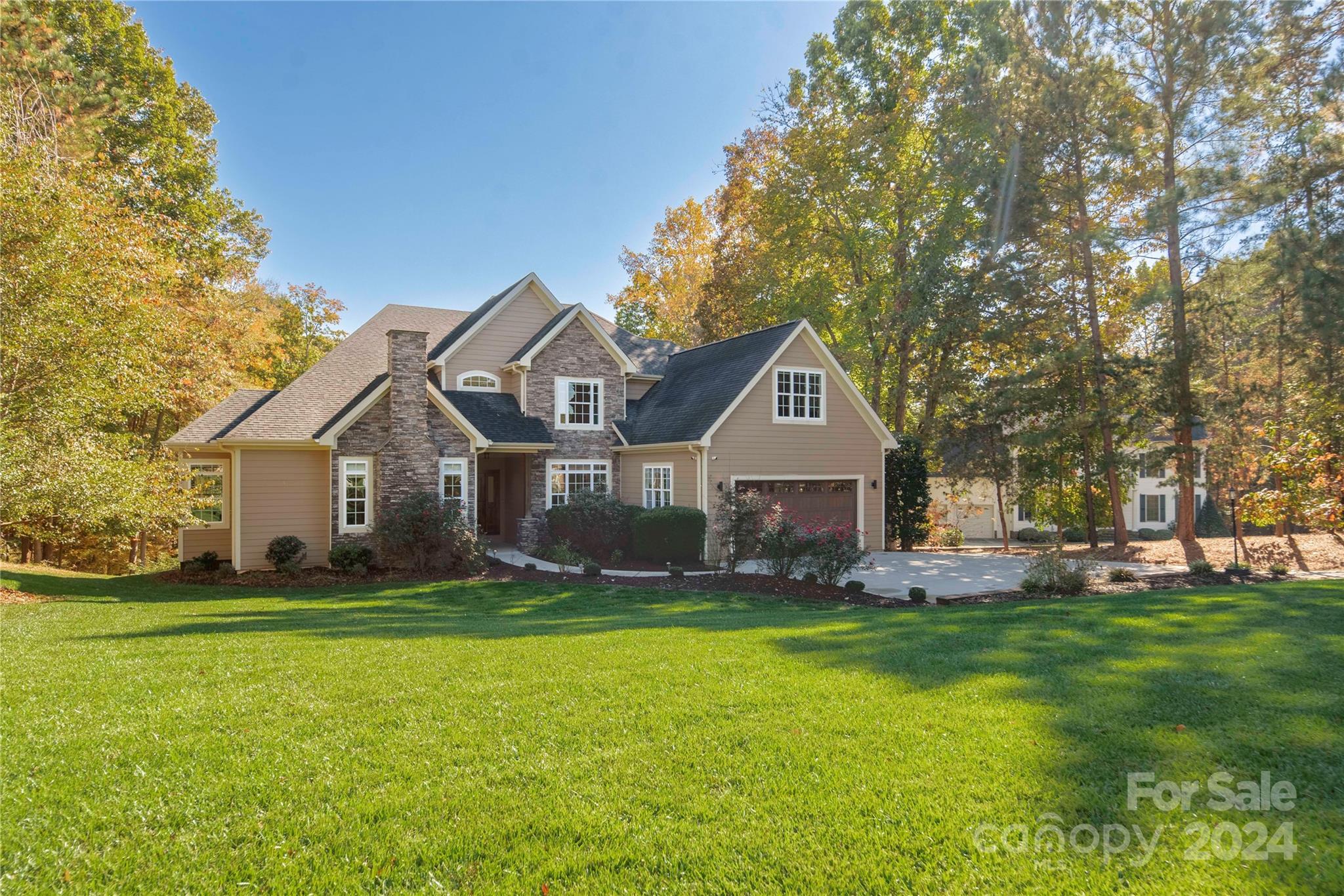 Lakepointe South - Residential