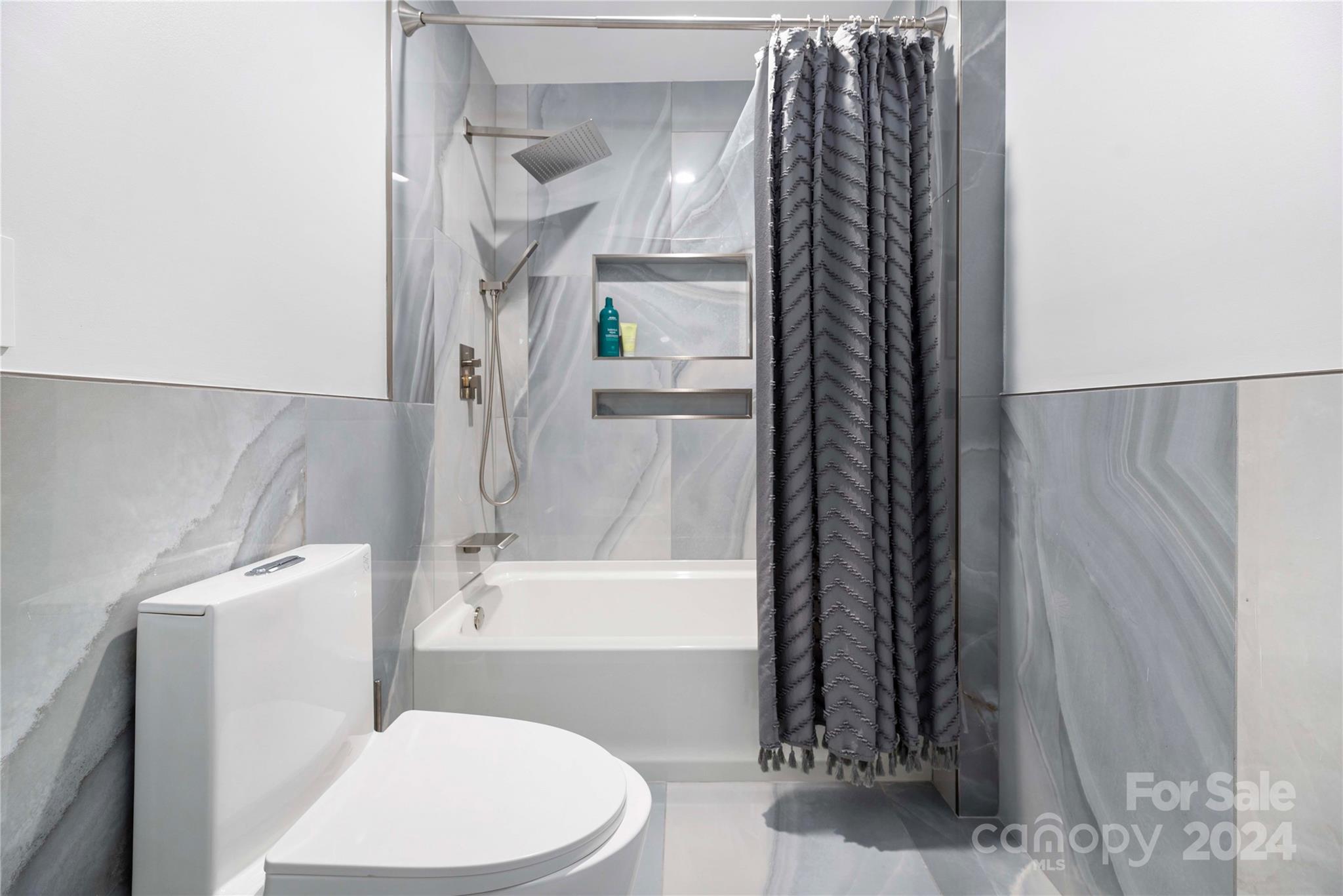 Lakepointe South - Residential