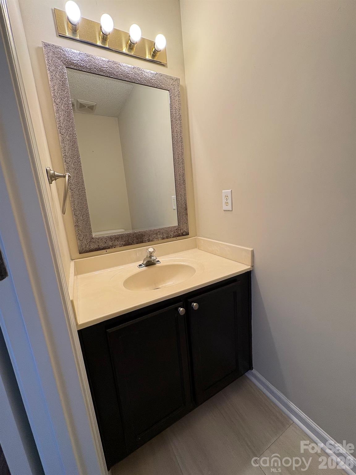 Maplecrest - Residential