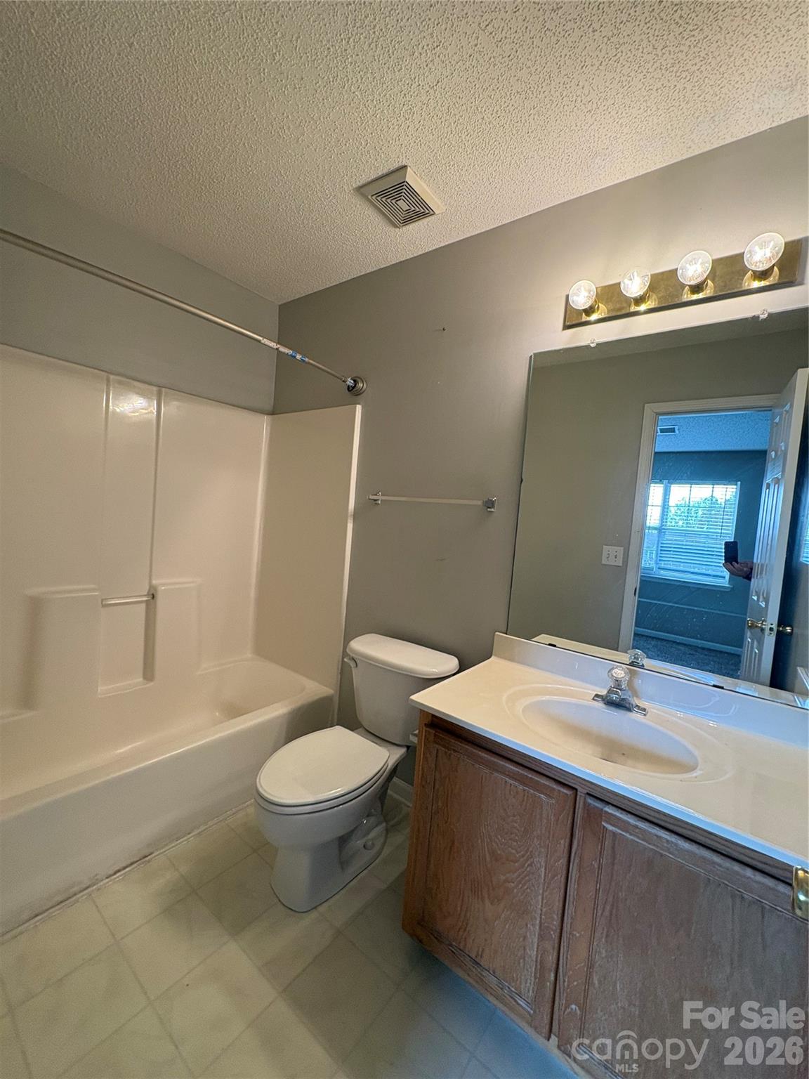 Maplecrest - Residential