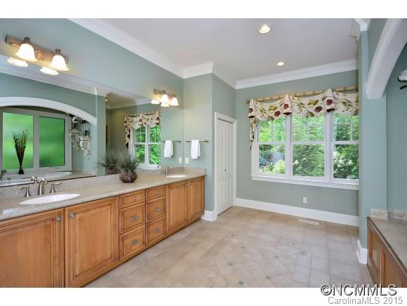 Straus Park - Residential