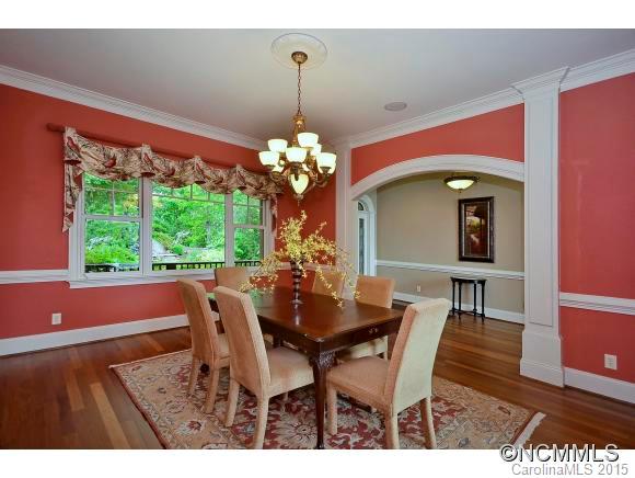 Straus Park - Residential