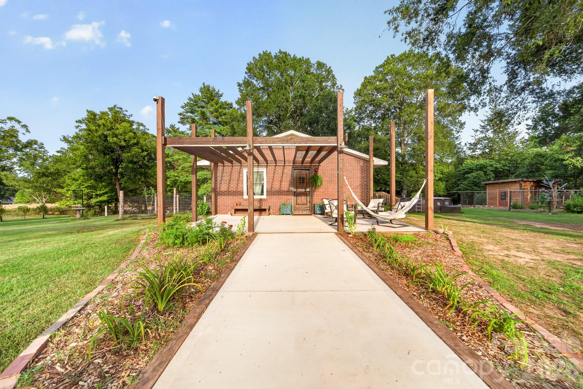 561 N Shiloh Road