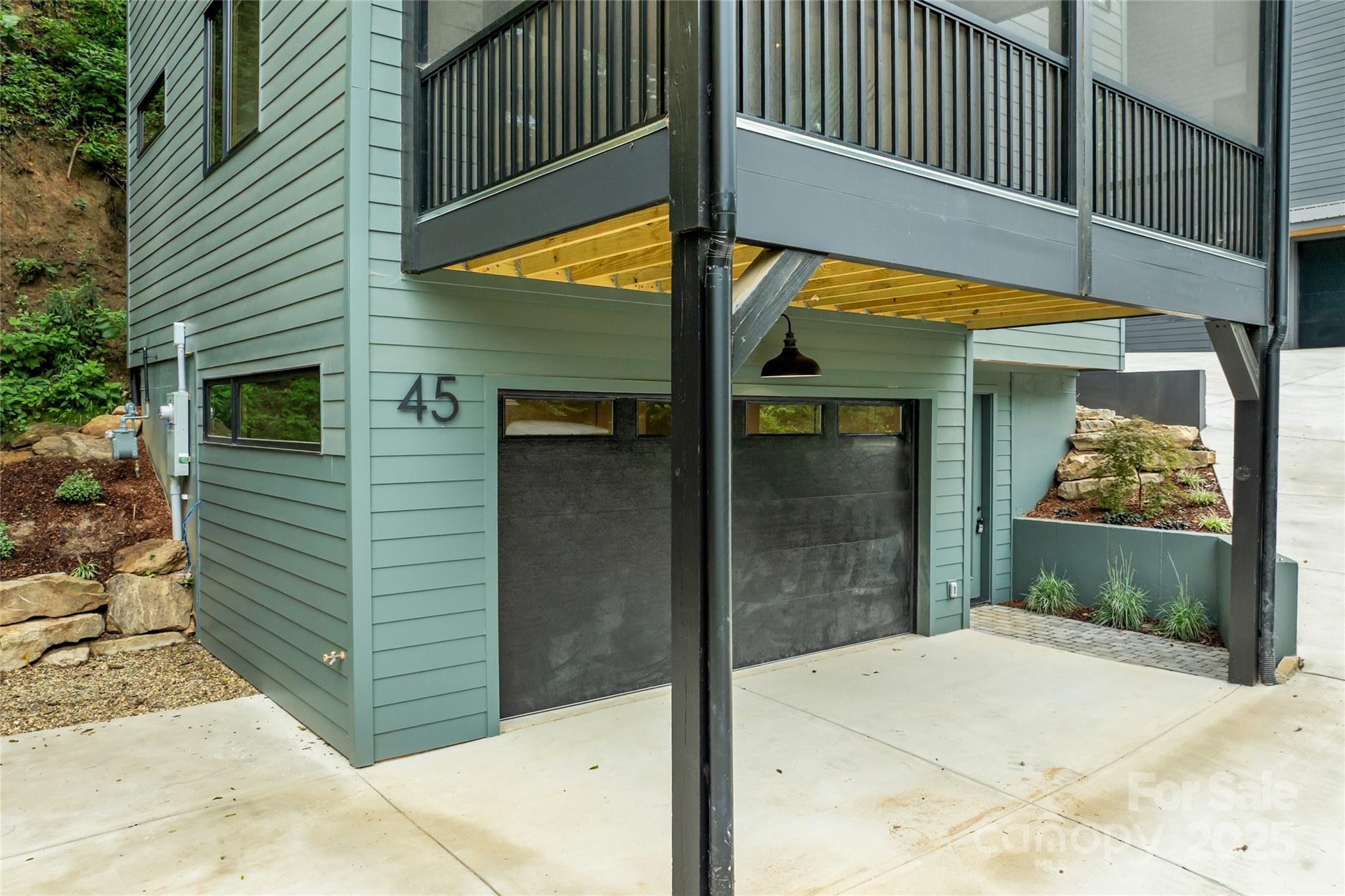 45 Waynesville Avenue