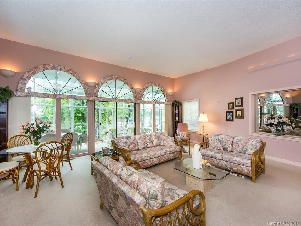 Tega Cay - Residential