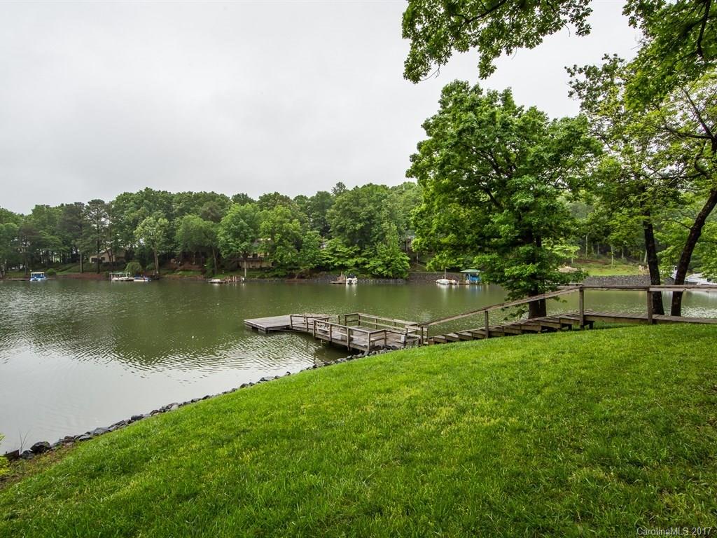 Tega Cay - Residential