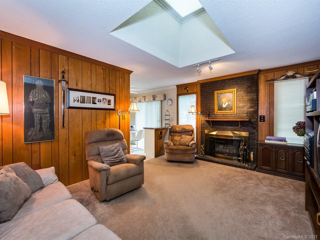 Tega Cay - Residential