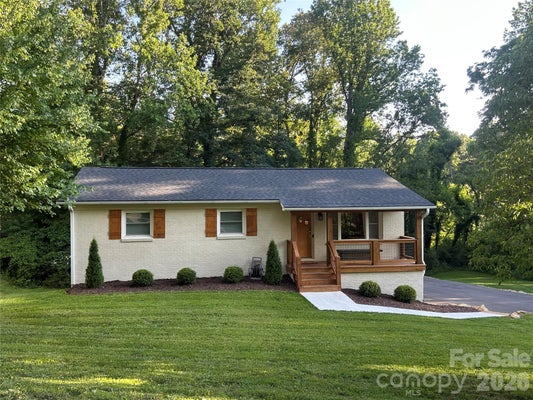 10 OAKWOOD DR, WEAVERVILLE, NC 28787 - Image 2a792e6b3f33bb7dd2b0a6d2d1ac769e/1355348882