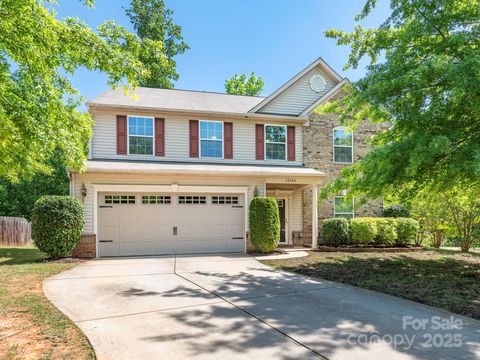 12304 Lookout Point Drive Charlotte NC 28269