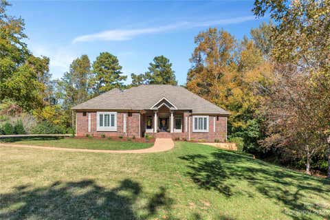 Photo for 1403 Greenway Drive