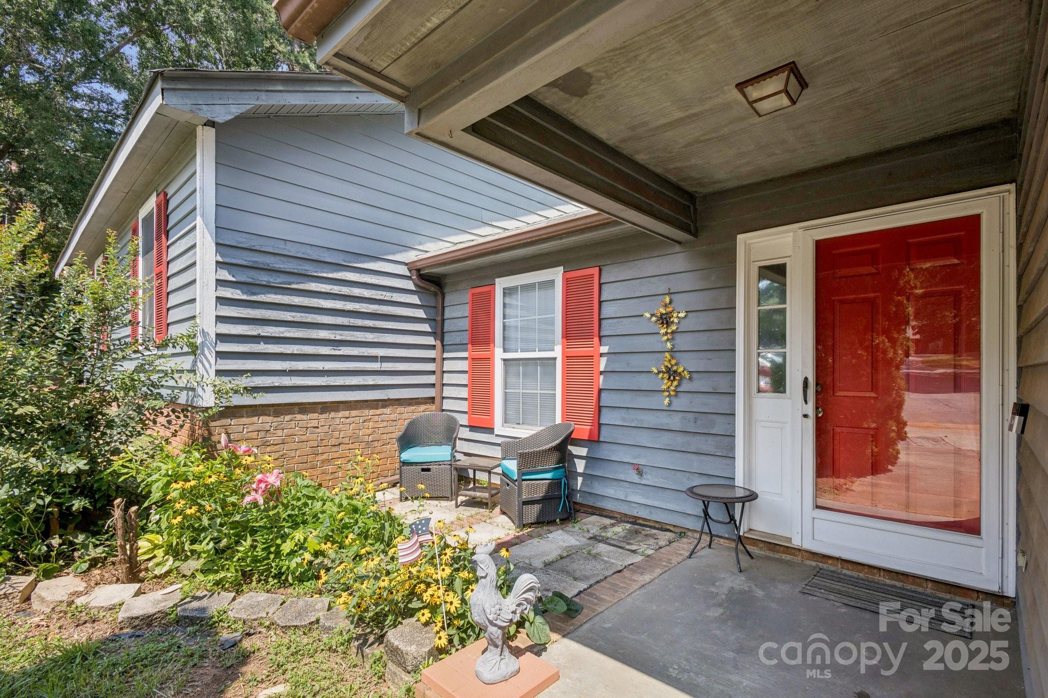 432 English Ivy Court