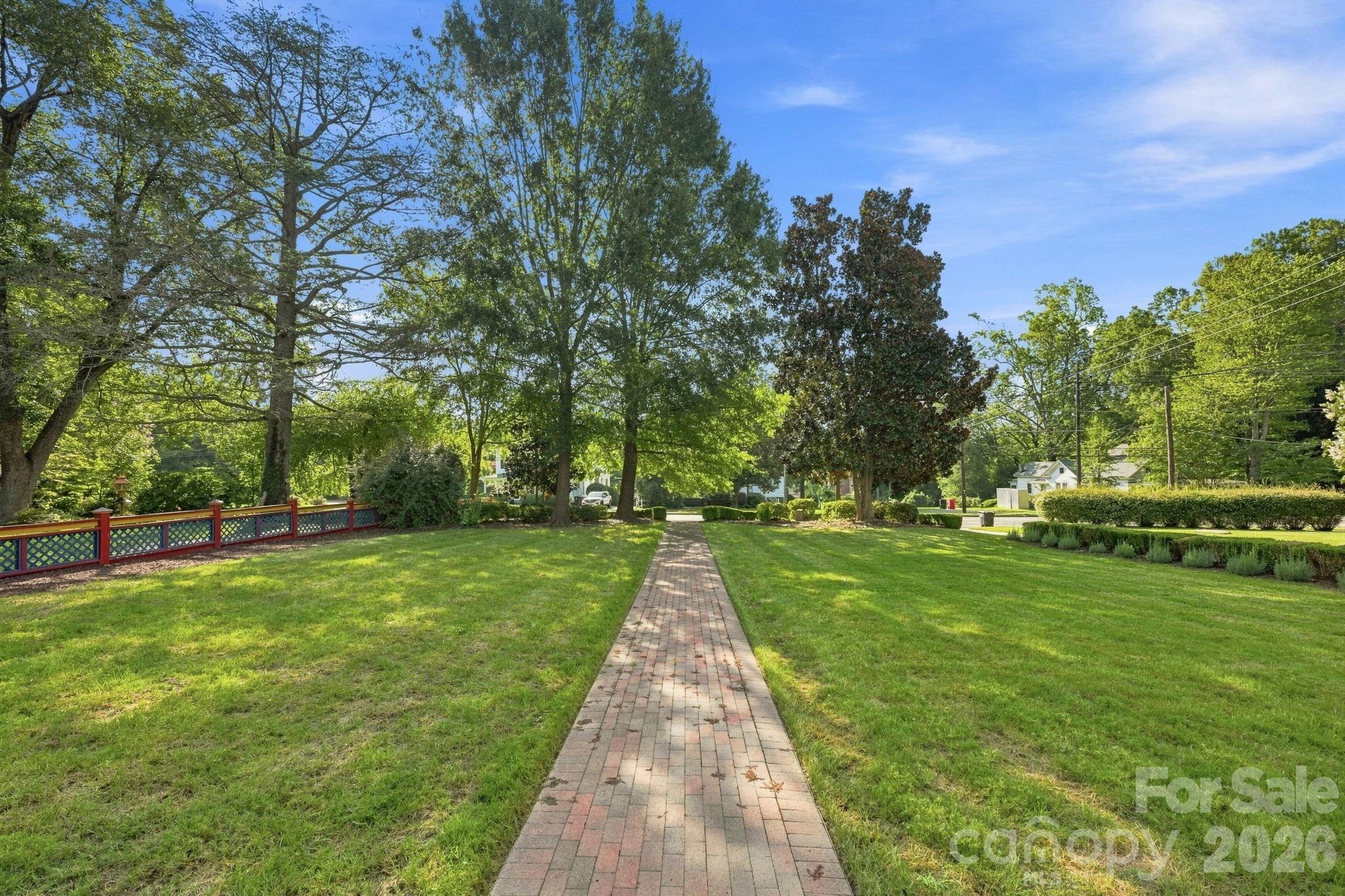 559 N Main Street