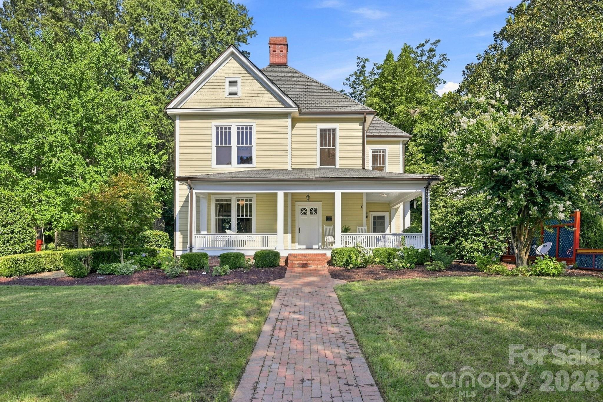 559 N Main Street