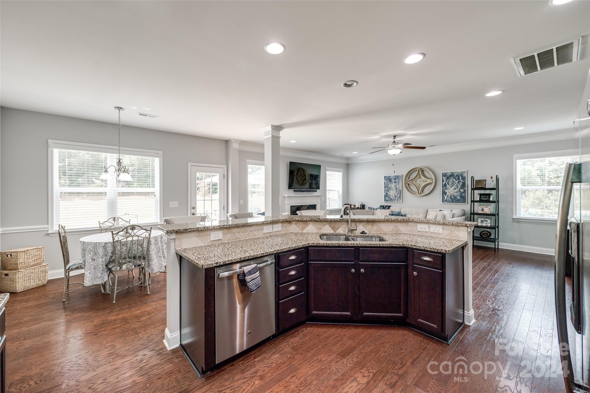 Palm Tree Cove II - Residential