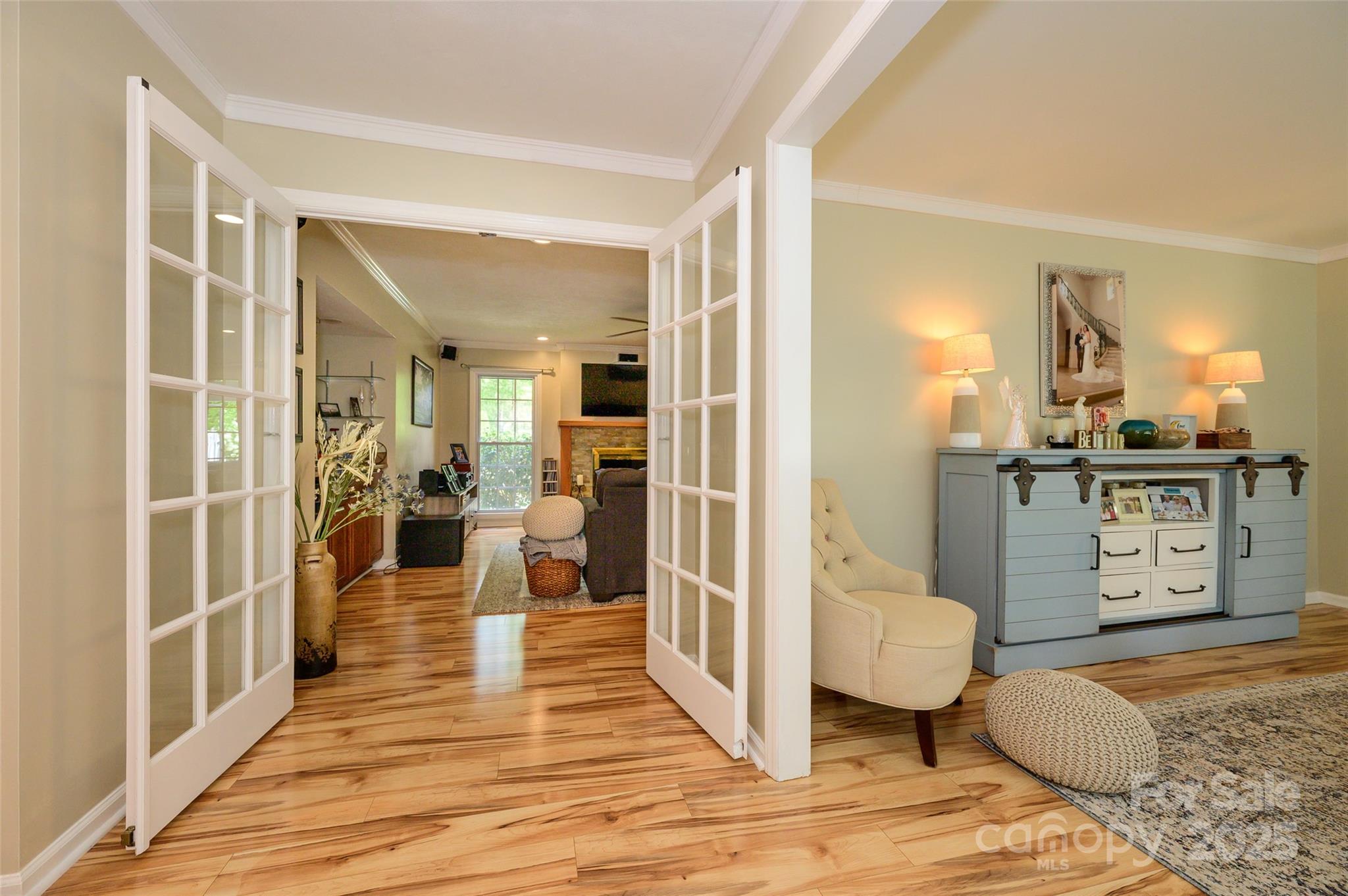 10316 Whitethorn Drive