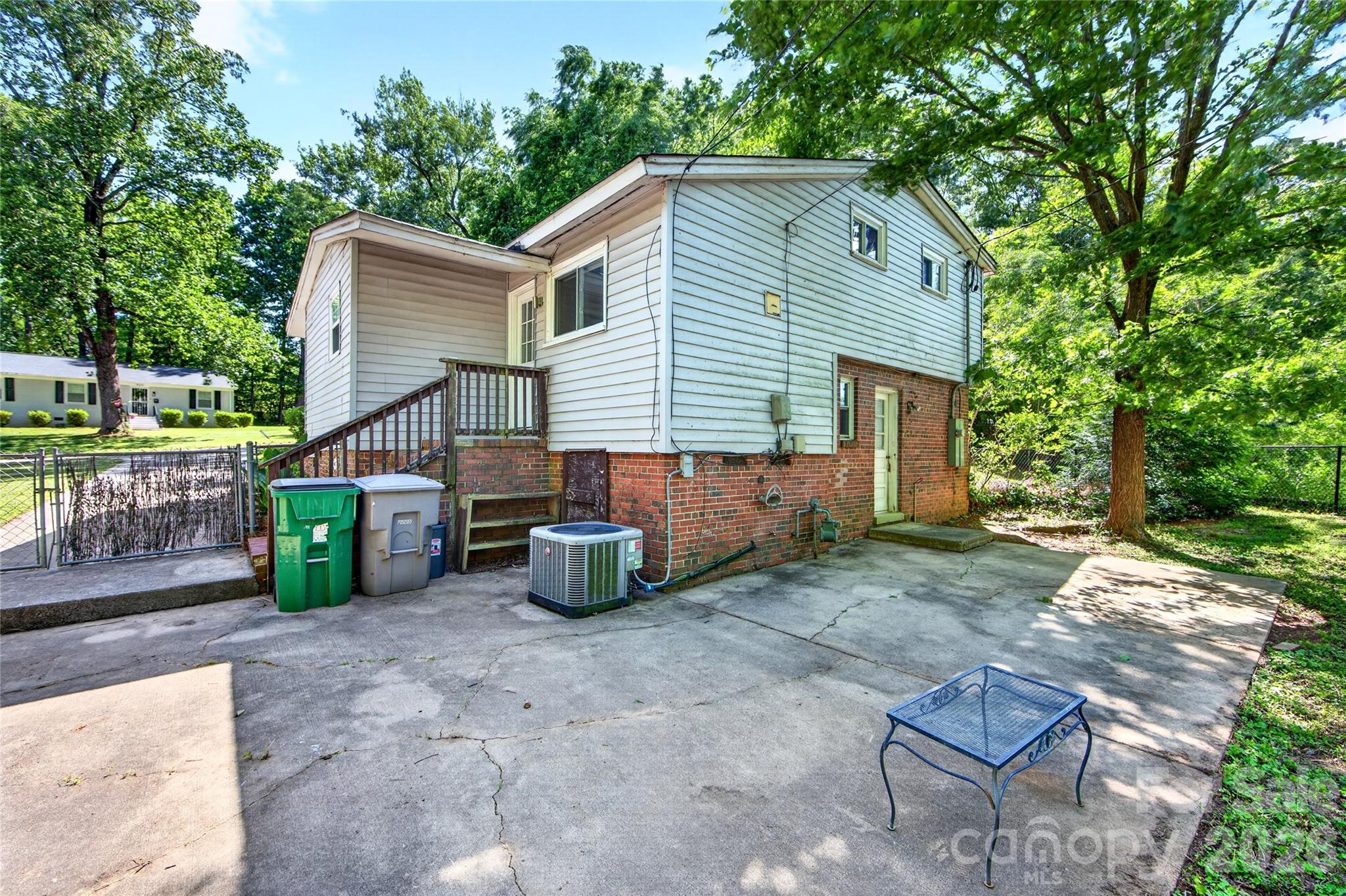 Ashbrook - Residential